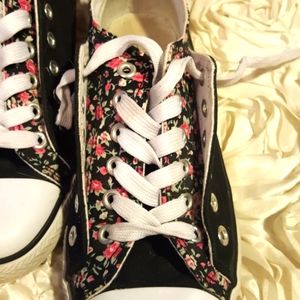 Deb Womens Sneakers Black - Floral